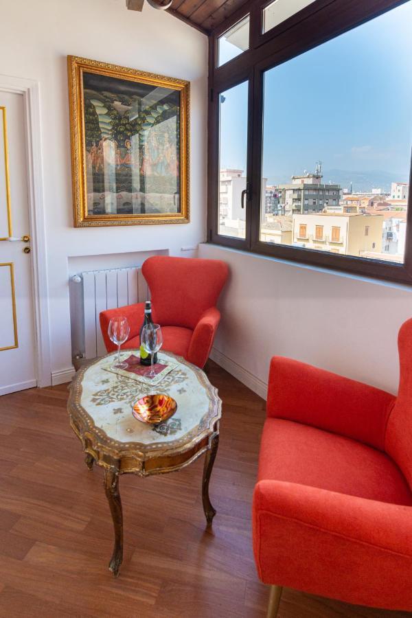 Le Rose di Nonna Maria, appartamento di lusso in centro città Palermo Exterior foto